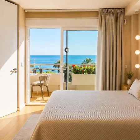 Elegant Beachfront Apartment