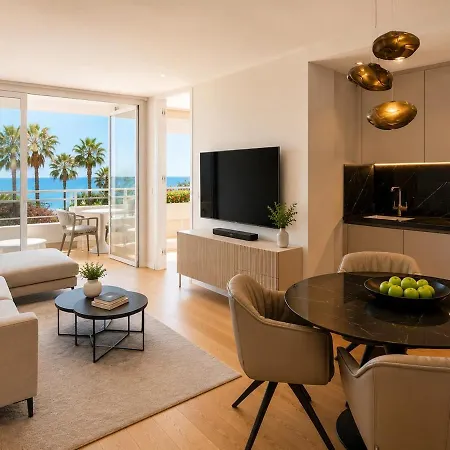 Elegant Beachfront شقة ماربيا